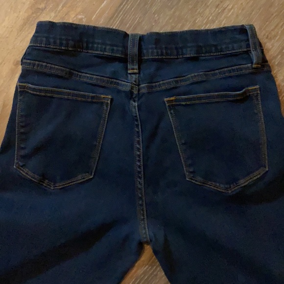 J.Crew toothpick jeans-size 28. Perfect pre-owned condition. - Picture 5 of 7